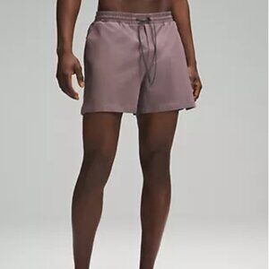 lululemon Pool Short 5" Medium in Shadow Grey
